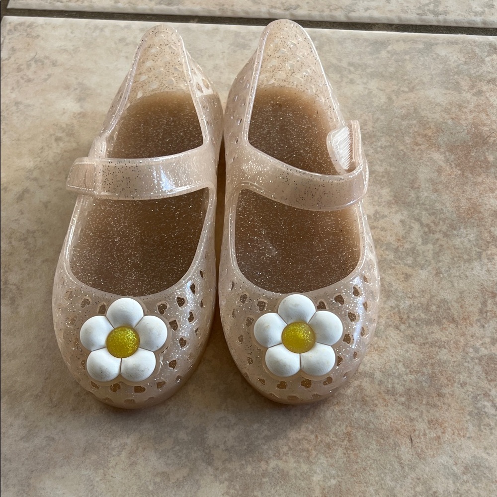 Old Navy Size 9 Glitter Jelly Shoes with Daisy Accent